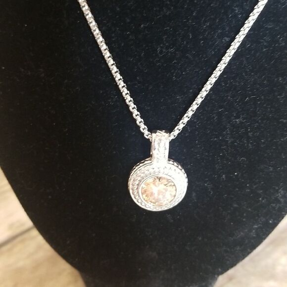 Silvertone Pendant Necklace With Topaz Colored Stone - Picture 5 of 8